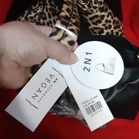 Vegan 2 in 1 shoulder bag - Picture 9 of 13